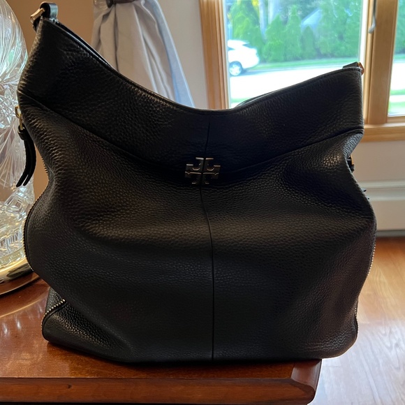 Tory Burch black bag - Picture 1 of 7